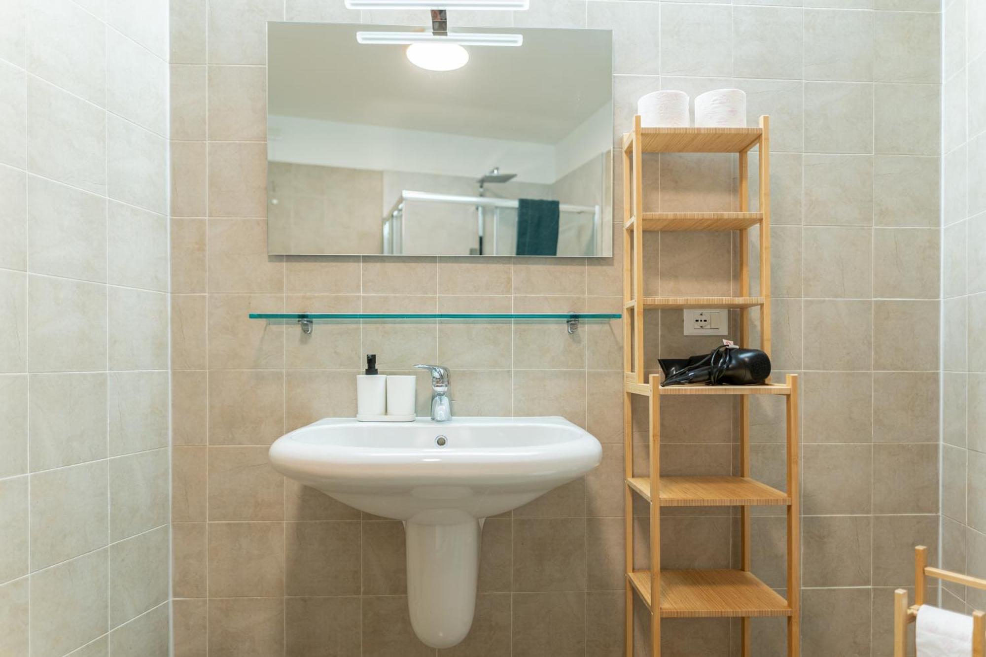 Appartement Nest Living Sunset 42 à Udine Extérieur photo